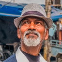 Manjit Singh als Dr. Mehra