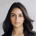 Alana Mansour als Zoe Shannon