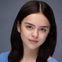 Marisol Miranda als Young Riley