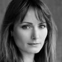 Anna Madeley als Sara Milburn