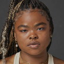 Kerrice Brooks als Ro