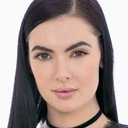 Marley Brinx als Self