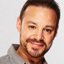 Jason King als Self - Host