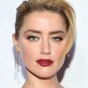 Amber Heard als Nikki O’Gara