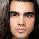 Jojo Fleites als Carlos Cervantez