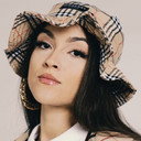 Felinna Vallejo als Pizzera 1