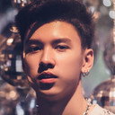 August Phakkhaphon Panyachaib als Mew
