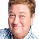 Jonathan Coleman als Narrator