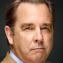 Beau Bridges als Police Cheif Richard Czech