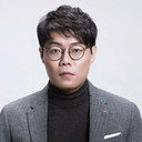 十一月, Director