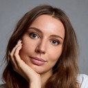 Lissa Paustian, Production Assistant