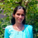 Asha als School teacher