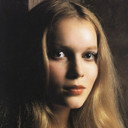 Mia Farrow als Phyllis