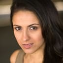 Laura Alexandra Ramos als Camille