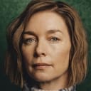 Julianne Nicholson als Ivy Weston