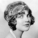 Justine Johnstone als Countess Leonie