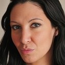 Angelina Leigh als Angela