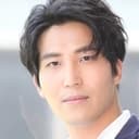 Luke Wu als News Conference Male Star