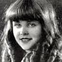 Peggy Cartwright als Clorinda (age 6)