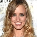 Ruta Gedmintas als Elle Haas