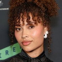 Rainbow Wedell als Claire Zahler Zomer