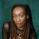 Rachael Adeyoluwa als Lily