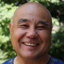 Murat Nurasilov als Beer stand owner