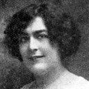 Lillian Niederaur als Mazie King