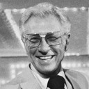 Allen Ludden als Perry White