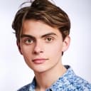 Jem Matthews als Friend 1