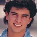 Glenn Medeiros als Self