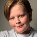 Bruno Edgington-Gibson als Glen