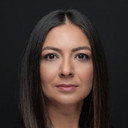Zeynep Serpil Bozkurt als Tülay