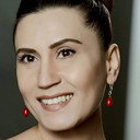 Azərin als Samad's Mother