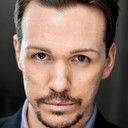 Alister Hawke als Torsten