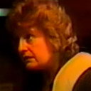 Jackie Shipinski als Mom