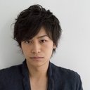 Ryota Ozawa als Gokai Red (voice)