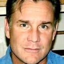 Michael Power als Gang Sidekick