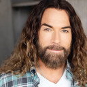 Darren Lee Cupp als Dracula
