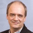 Hirvo Surva als Self