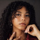 Simone Miller als Kalisha