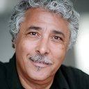 Mostéfa Stiti als Le premier joueur