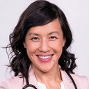 Renee Lim als Doctor Lee