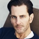 Aaron Abrams als Hunter