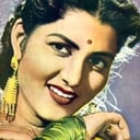 Shashikala als Sameer's Grandmother