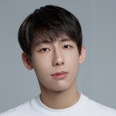 Wang Yu Zhen als Shi Lei