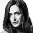 Βερόνικα Δαβάκη als Lyringos' wife