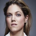 Charity Wakefield als Mia Kreiss