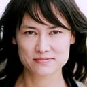 Lucie Phan als Pat Nguyen