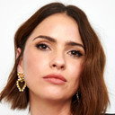 Shelley Hennig als Alicia Levine